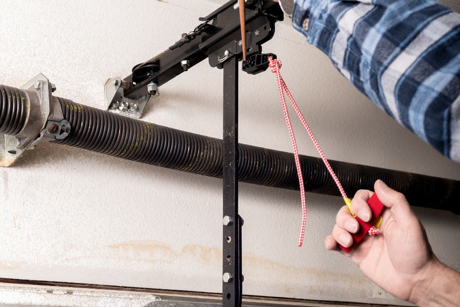 Need garage door cable replacement in Cincinnati? Trust us, the Cincinnati Garage Door Repair Experts.