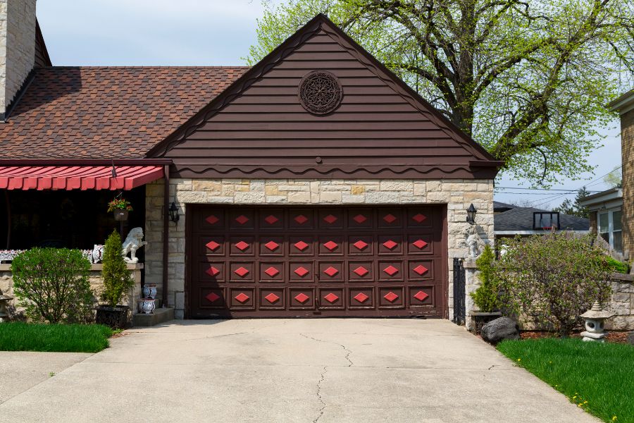 We're your Cincinnati Garage Door Repair Experts, proudly serving North College Hill, Ohio.